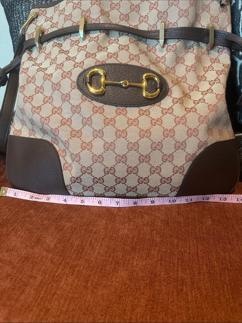 Authentic Gucci Beige & Brown GG Supreme Shoulder Bag with Gold Horsebit - Picture 10 of 16